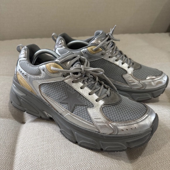 Golden Goose Lightstar shoes size EU45 - Picture 1 of 4